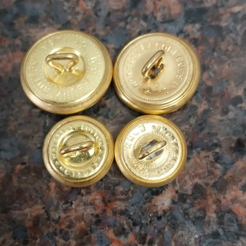 4 Brooks Brothers Buttons...NEW